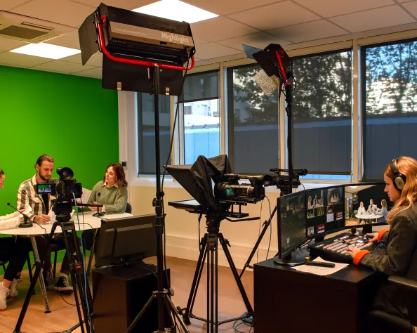 scene de production et emission